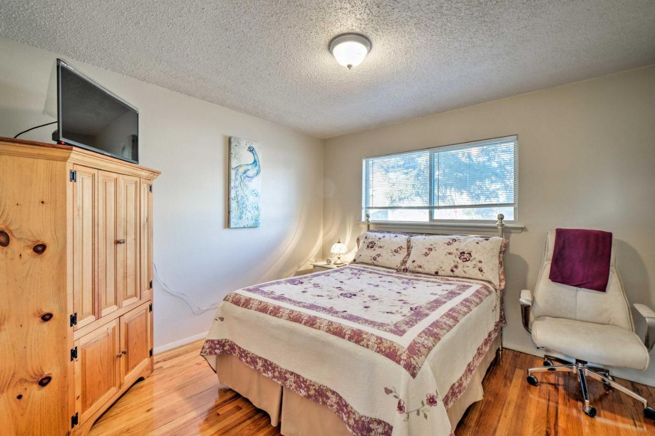 Family-Friendly Cortez Cedar House With Yard! 外观 照片